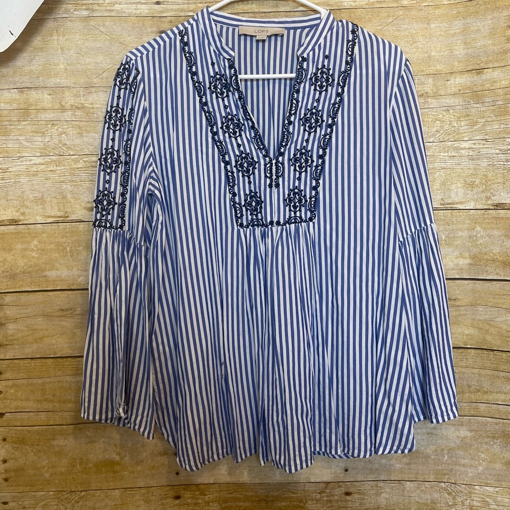 Loft striped blouse 🛍